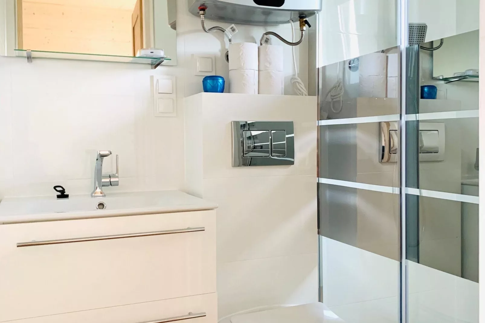 Domek PREMIUM dla 5 osób Sarbinowo-Bathroom