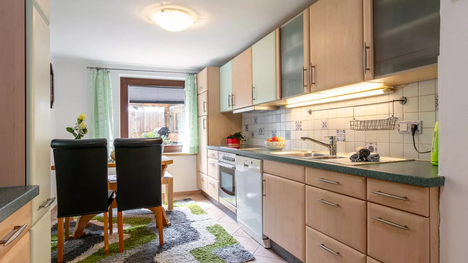 Am Inn Fluss-Kitchen