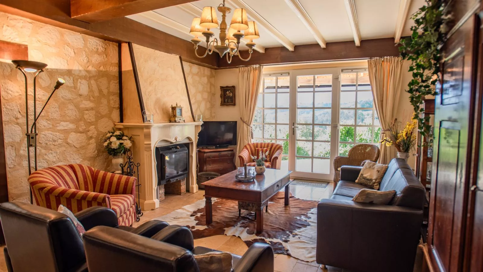 Villa Dorade-Living room
