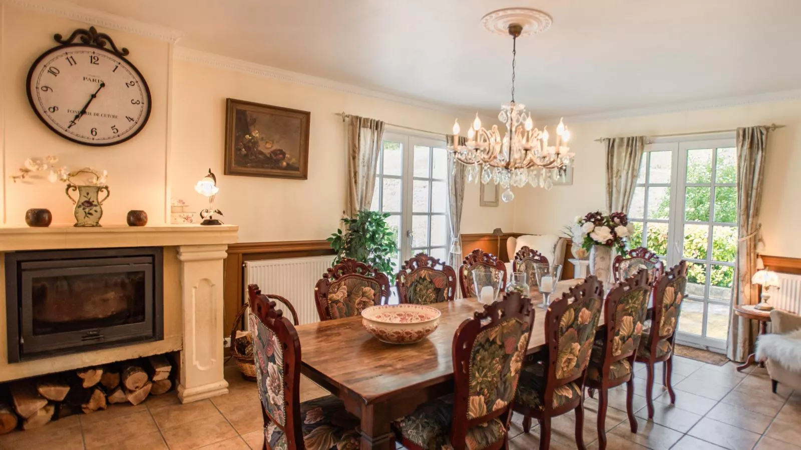 Villa Dorade-Dining room