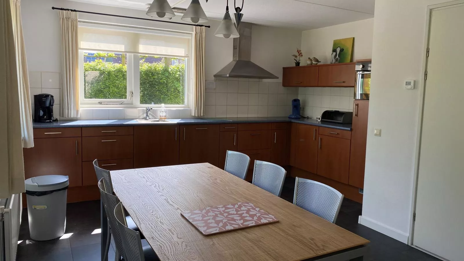 Landhuis 42-Dining room