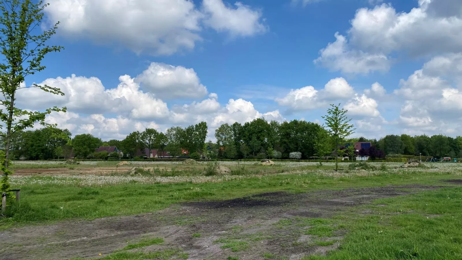 Landhuis 42-Areas summer 1km