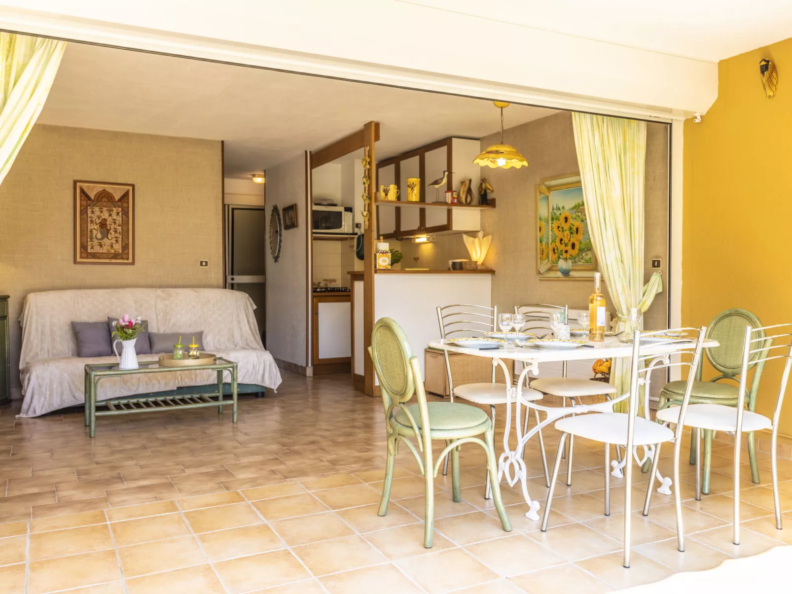 Les Maisons sur la Plage-Inside