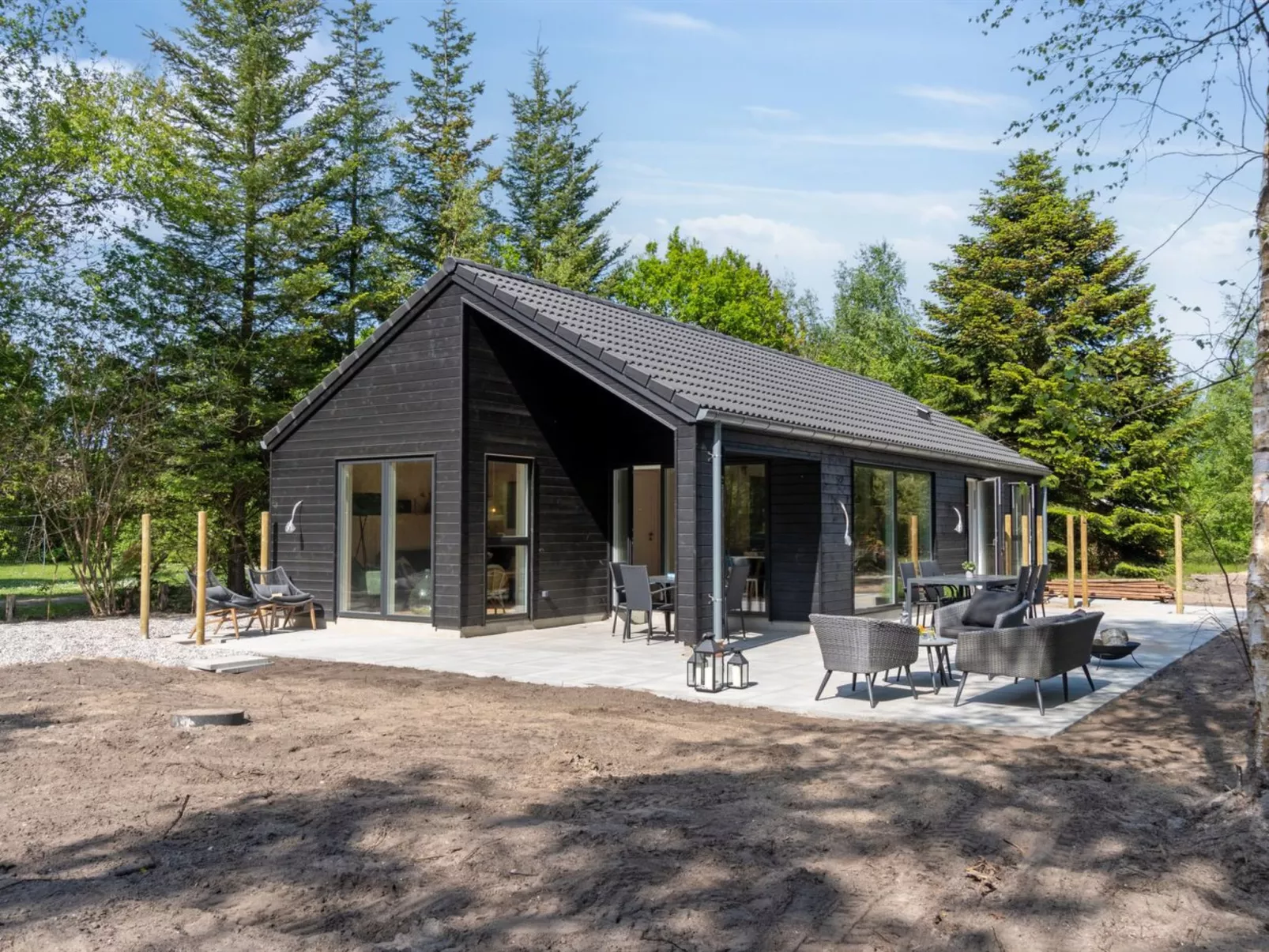 "Laina" - 250m from the sea-Draußen