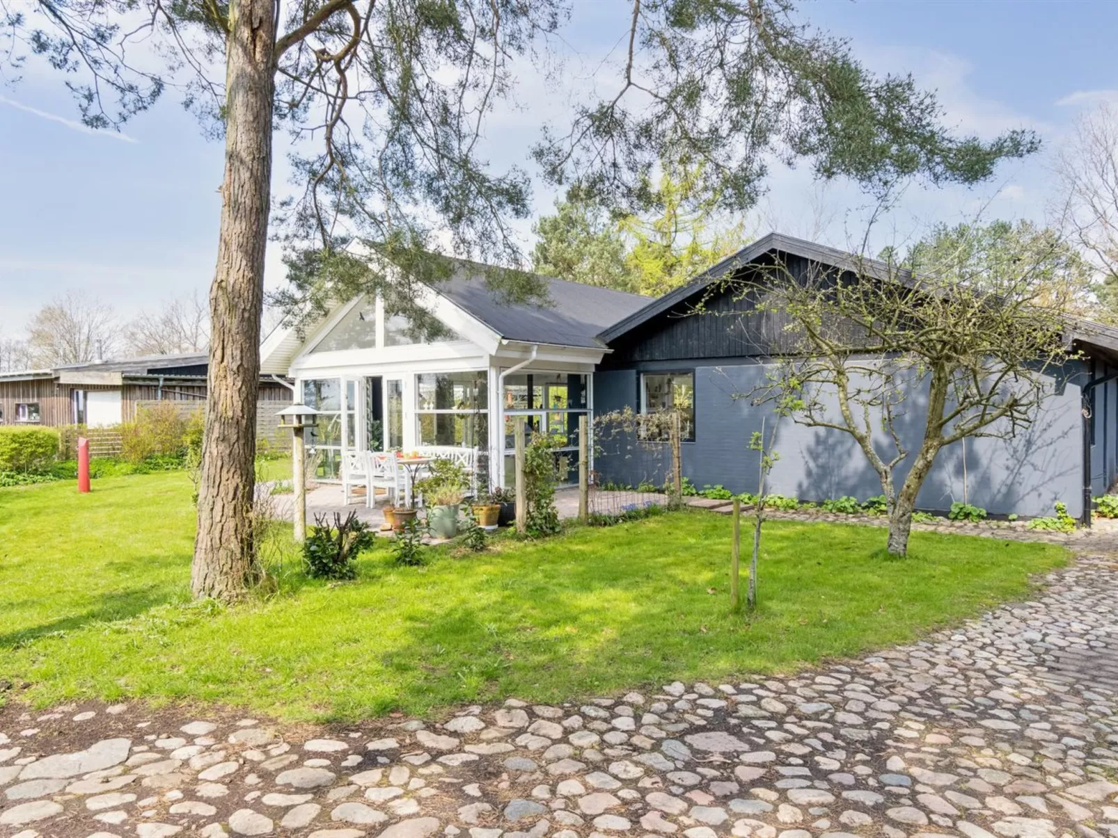 "Momme" - 1.2km from the sea-Outside