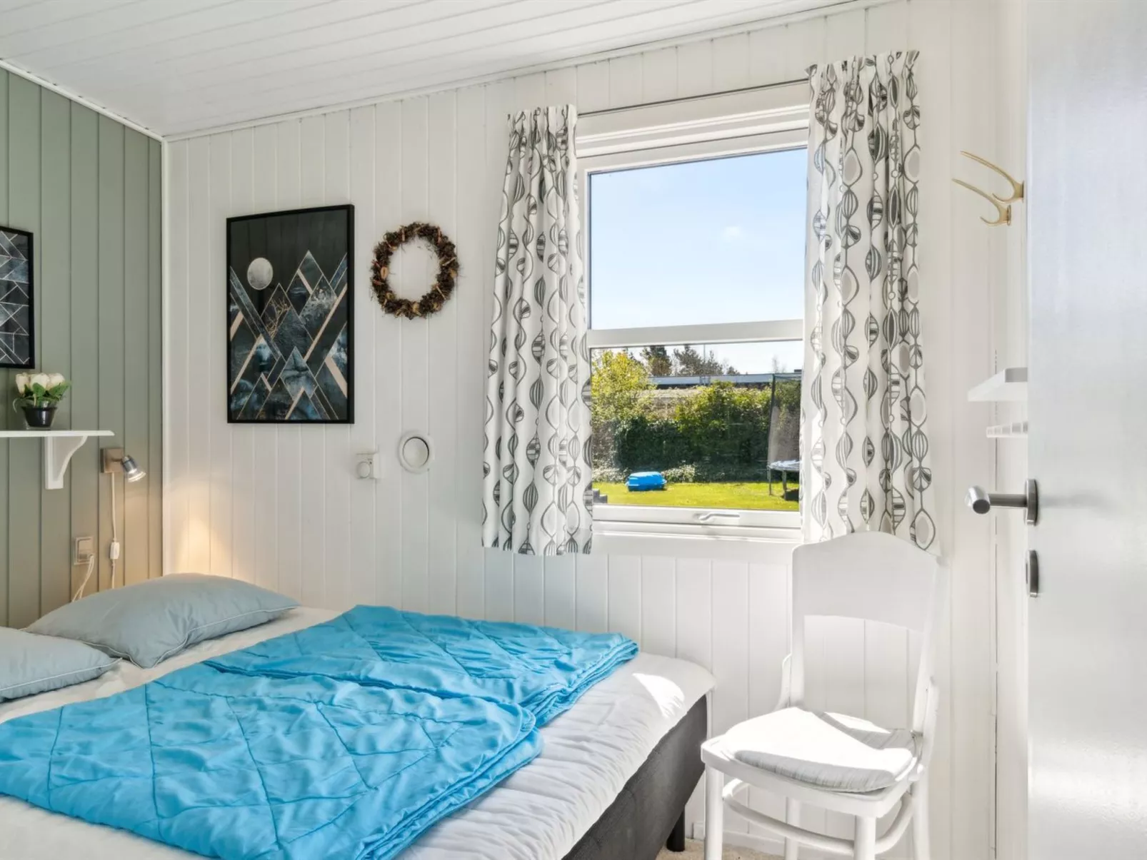 "Ønd" - 600m from the sea-Inside