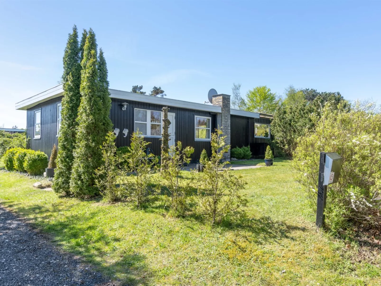 "Ønd" - 600m from the sea-Outside