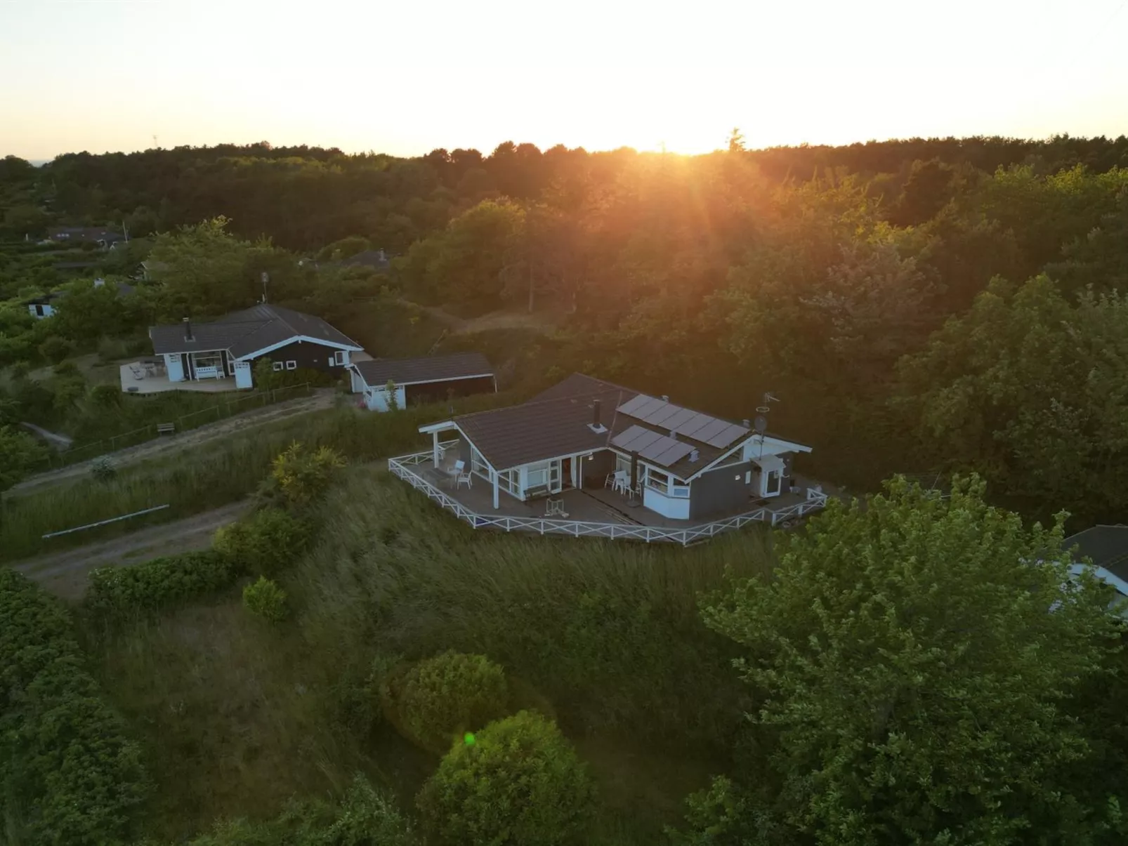 "Gjuro" - 800m from the sea-Draußen