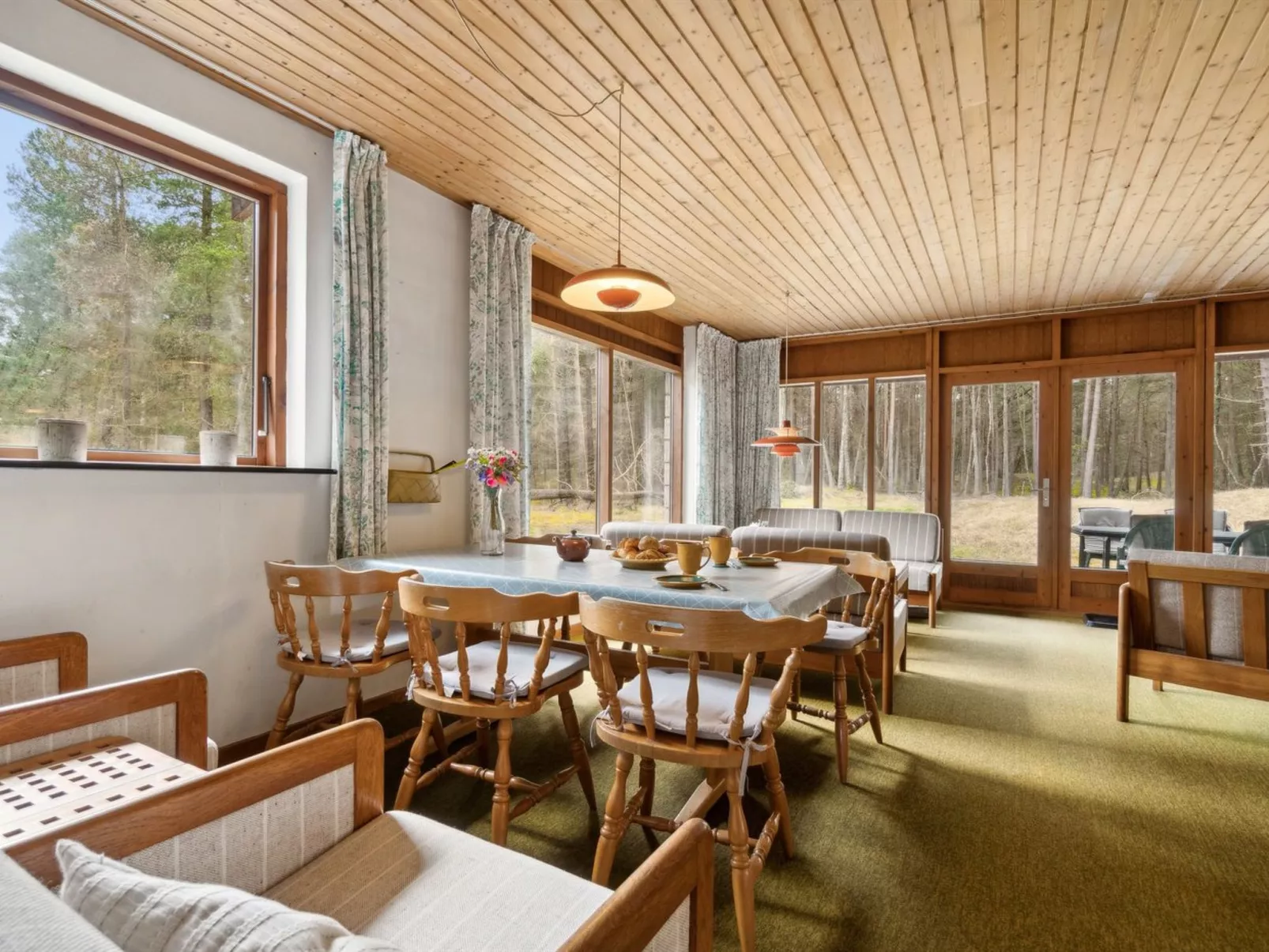 "Awa" - 800m from the sea-Inside