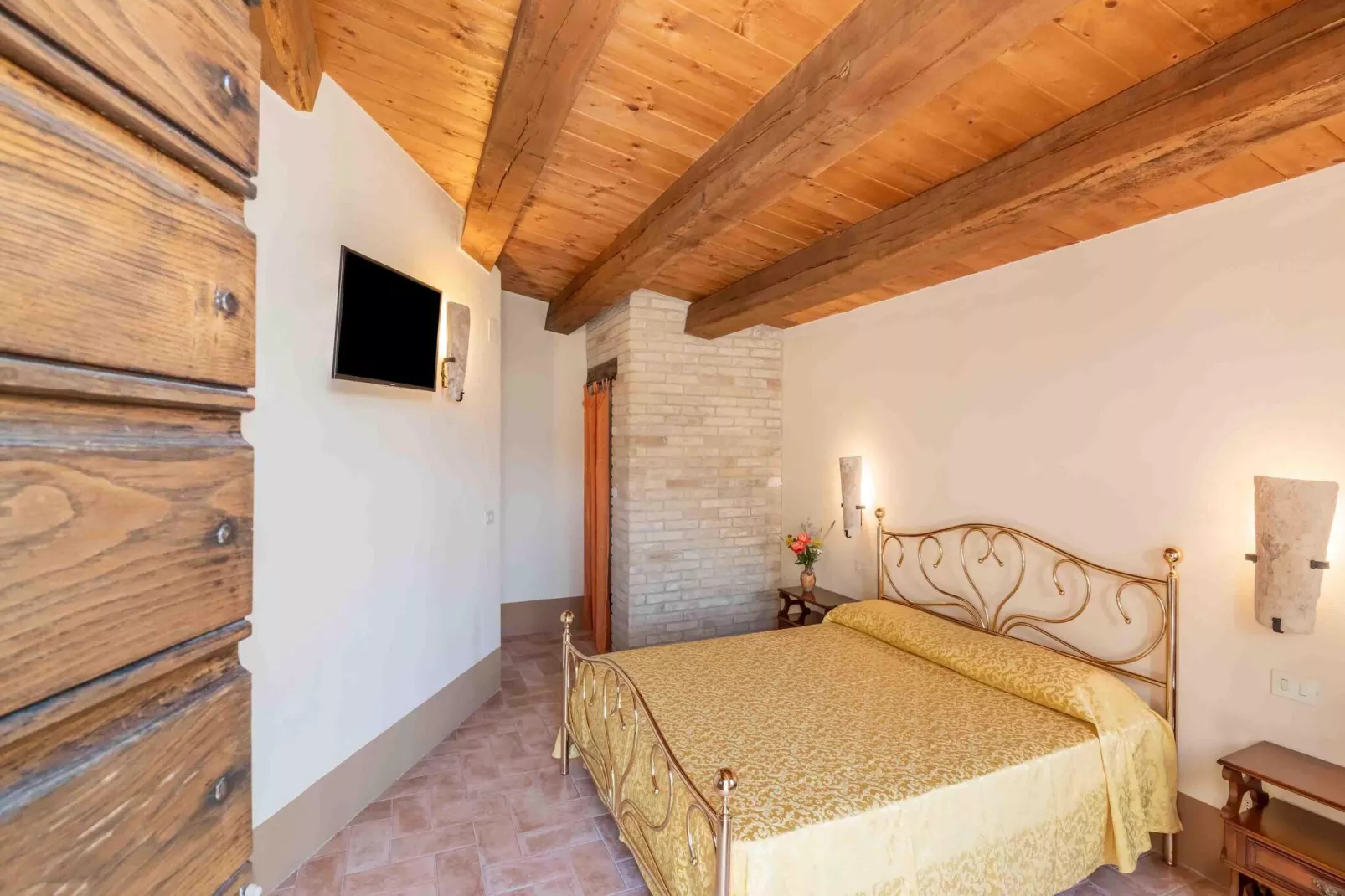 La Priora-Bedroom