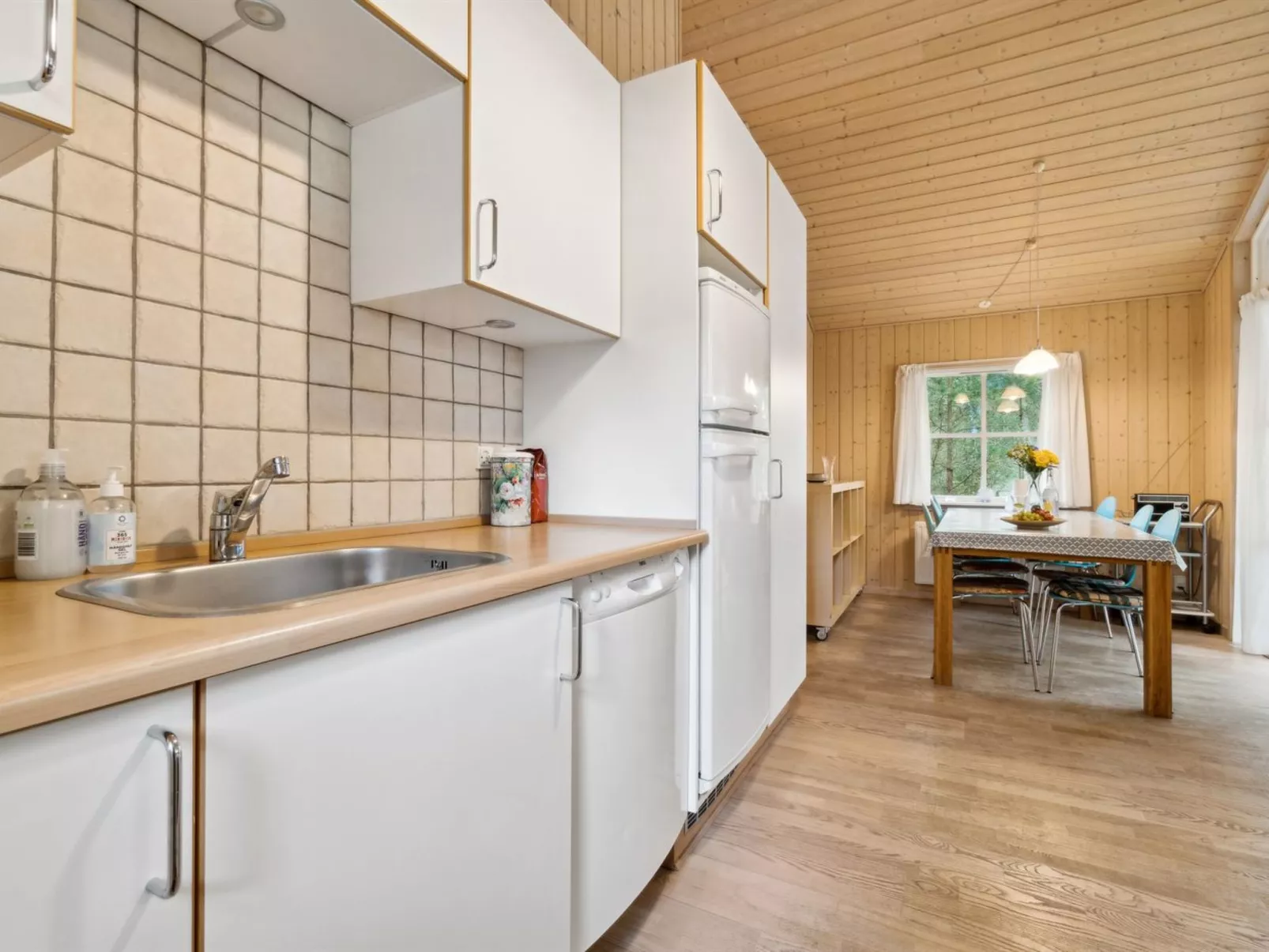 "Ava" - 850m from the sea-Dedans