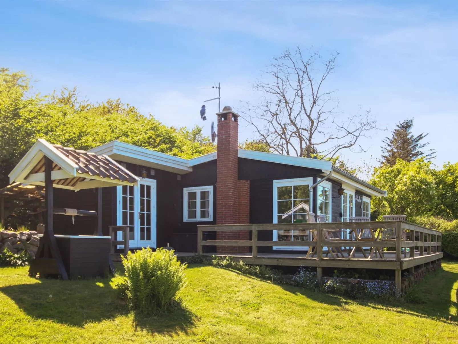 "Fabine" - 50m from the sea-Outside