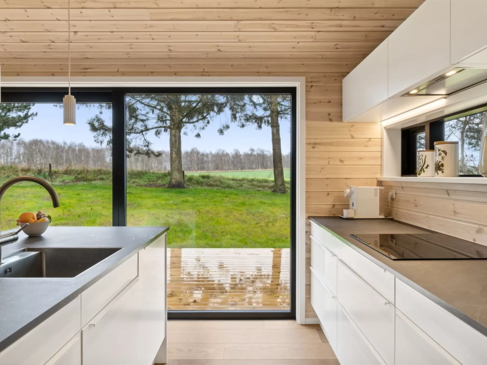 "Vojo" - 1.4km from the sea-Inside