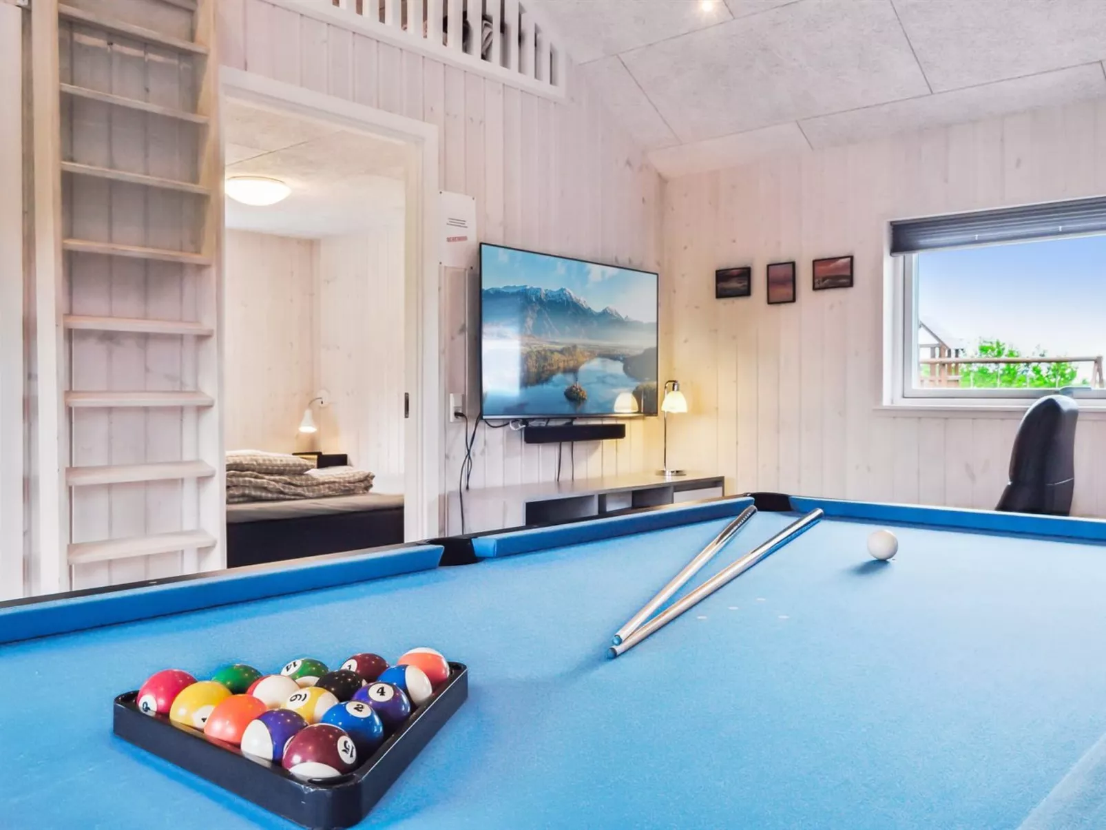"Amai" - 4.5km from the sea-Inside