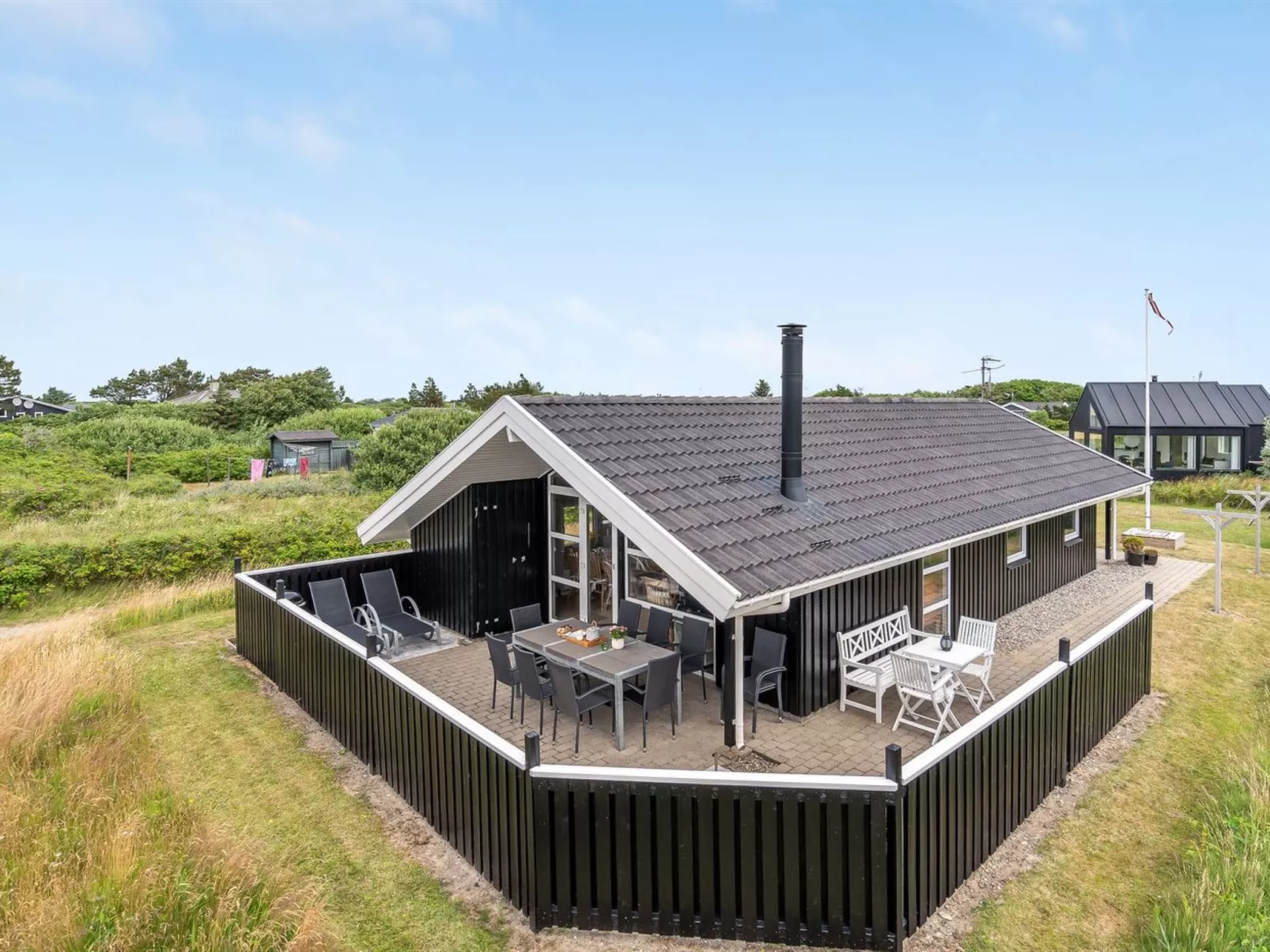 "Hariet" - 300m from the sea-Inside