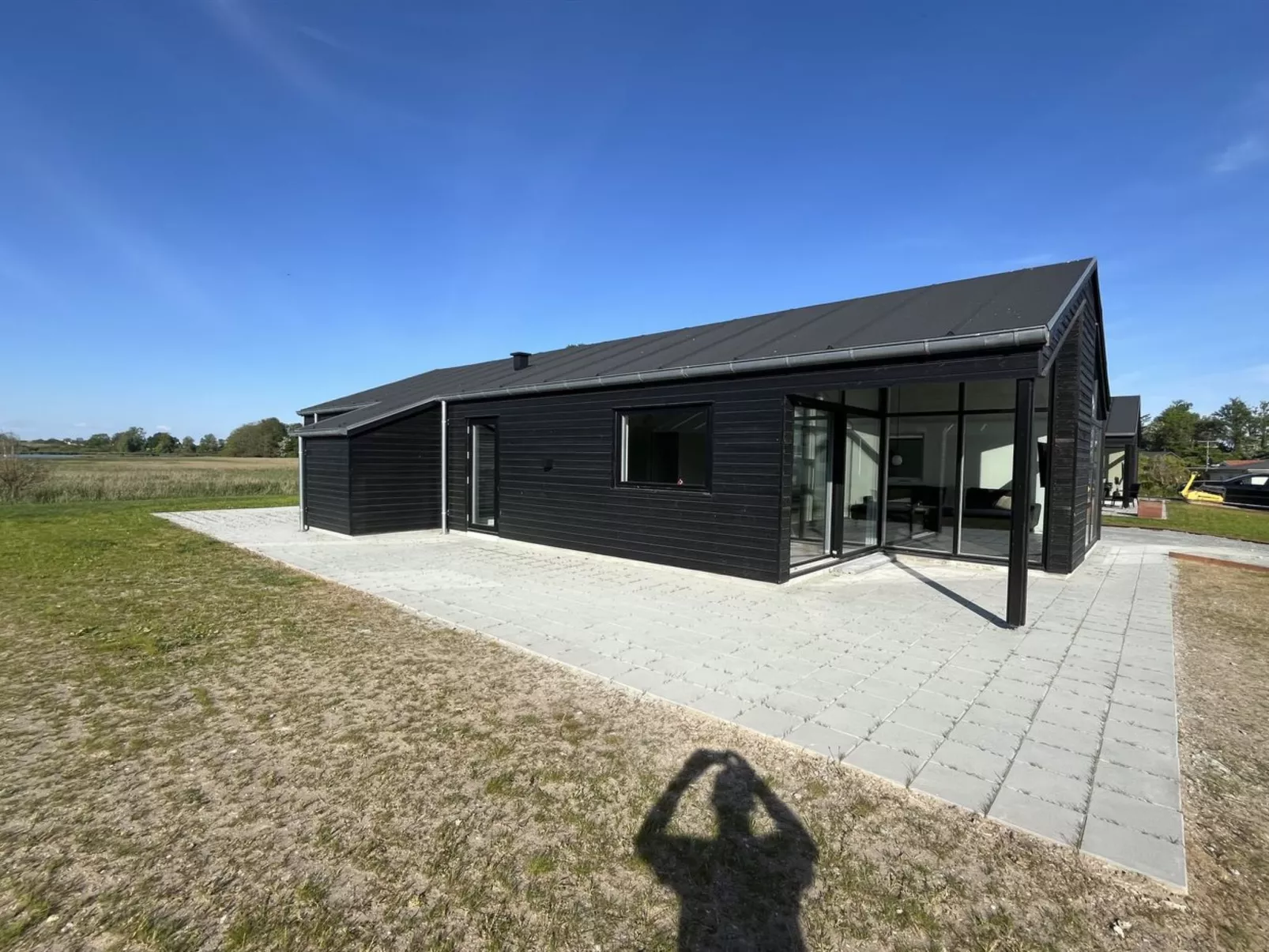 "Stygg" - 75m from the sea-Inside
