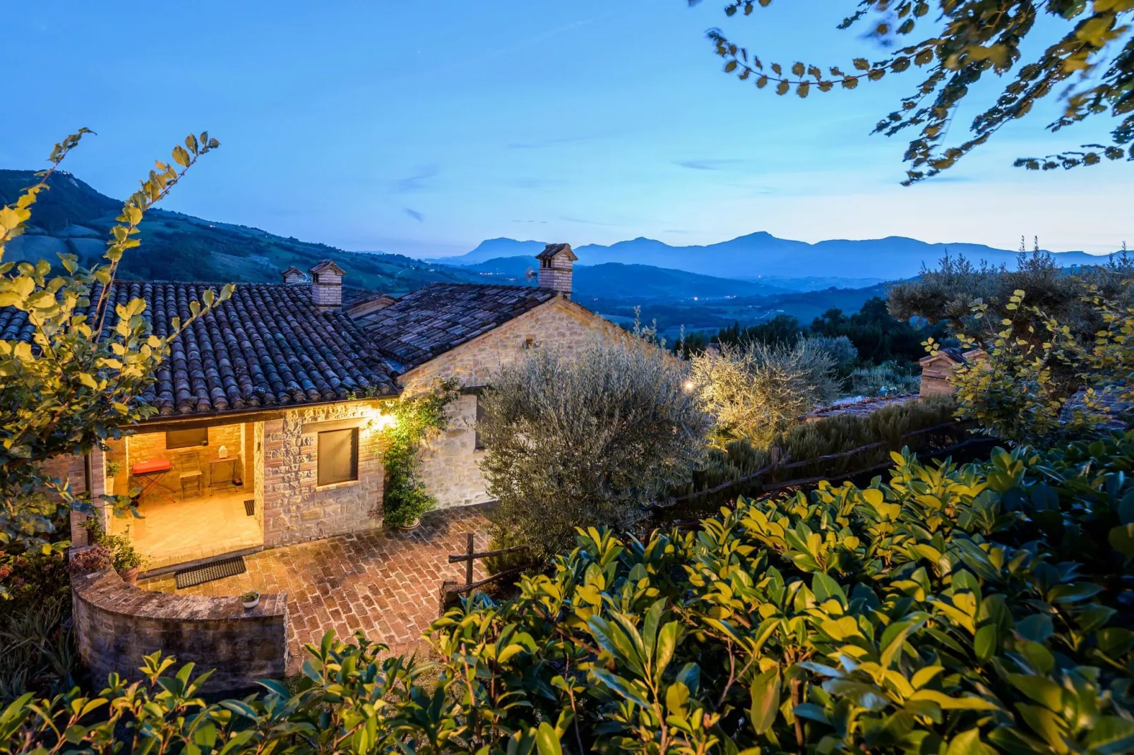 La Priora-Exterior summer