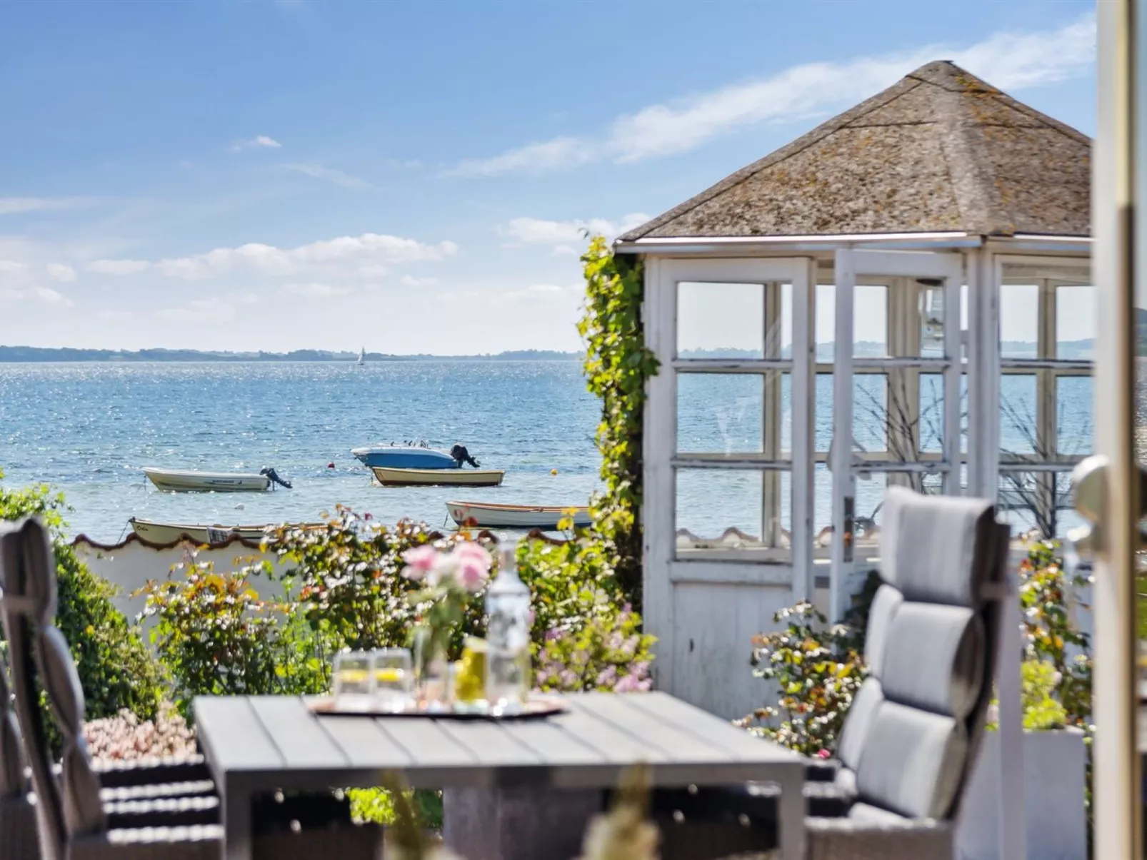 "Michel" - 25m from the sea-Draußen
