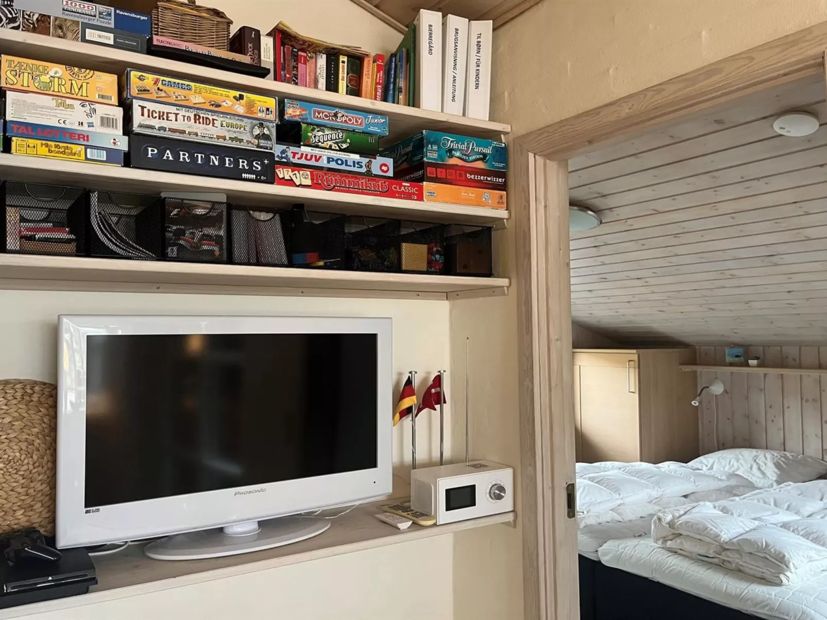 "Aurore" - 700m from the sea-Inside