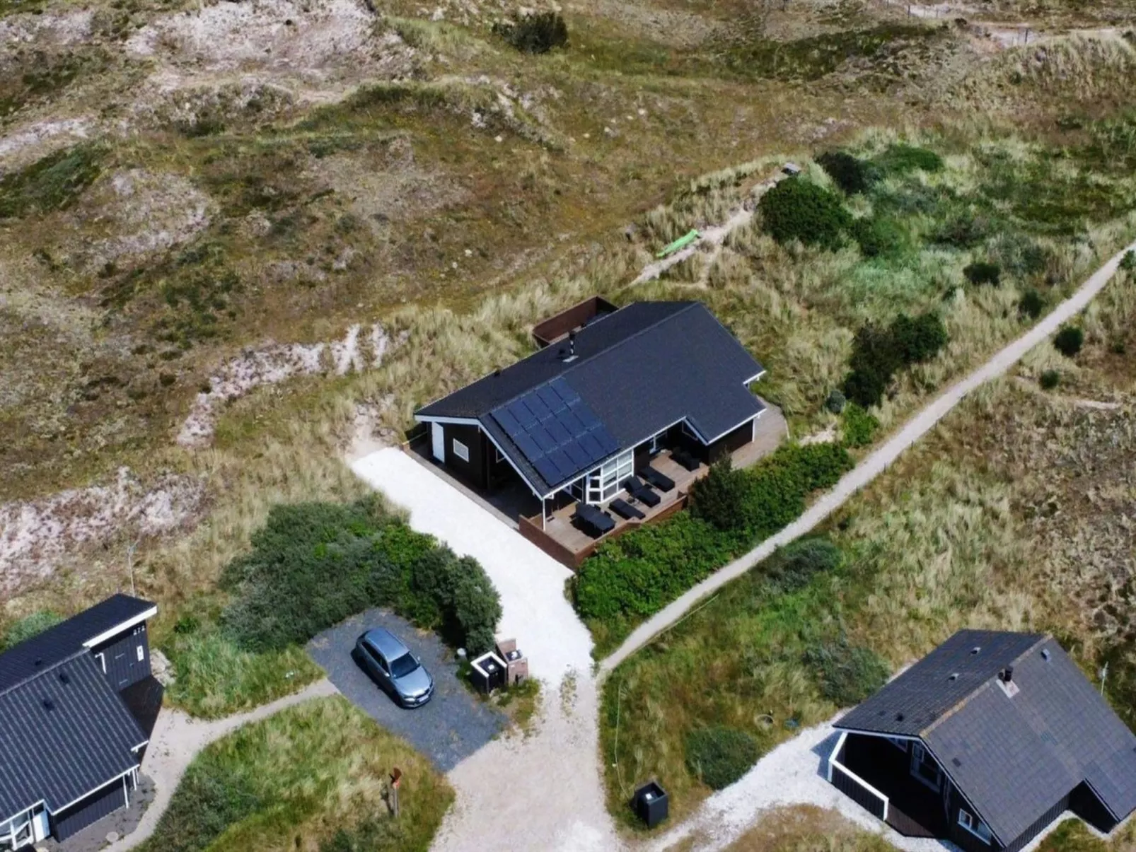 "Aurore" - 700m from the sea-Outside