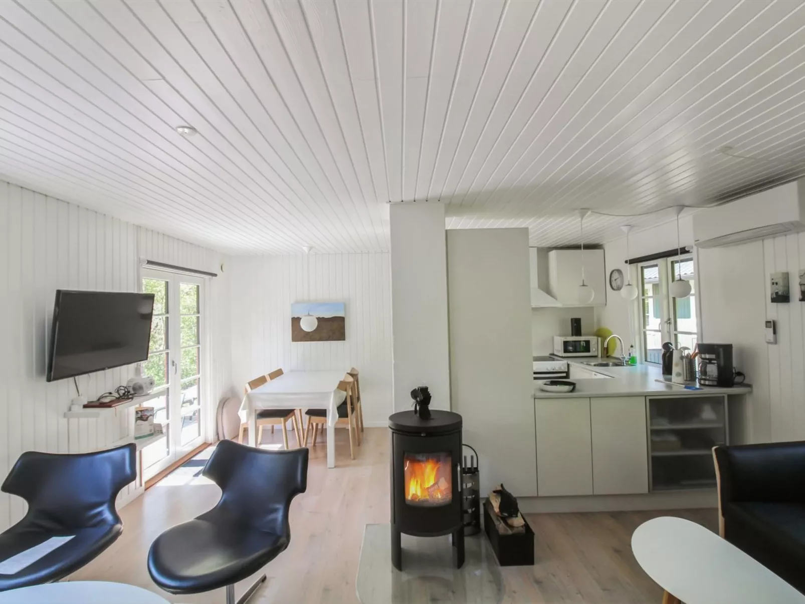 "Franzine" - 200m from the sea-Inside