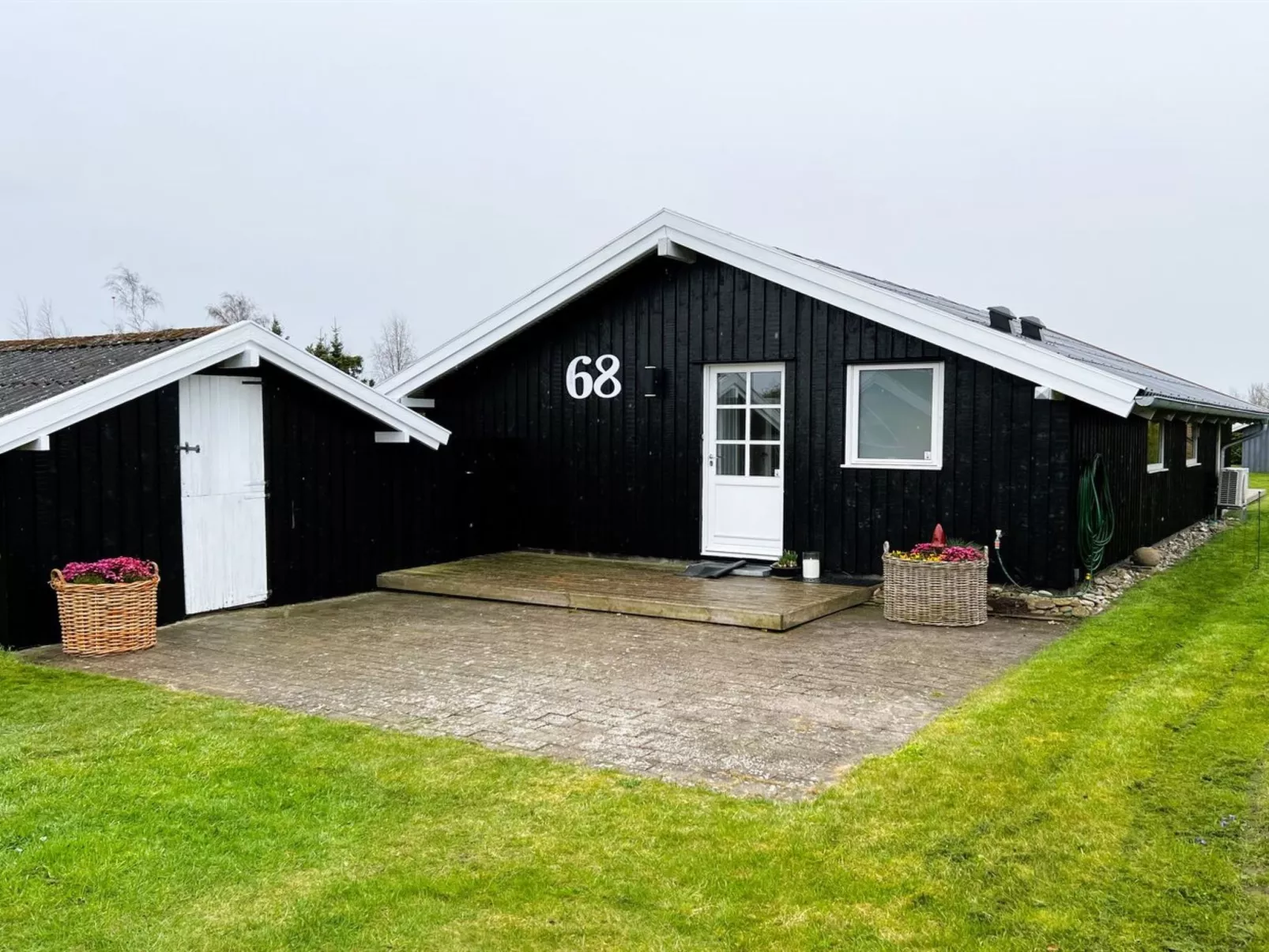"Guthmund" - 400m from the sea-Inside