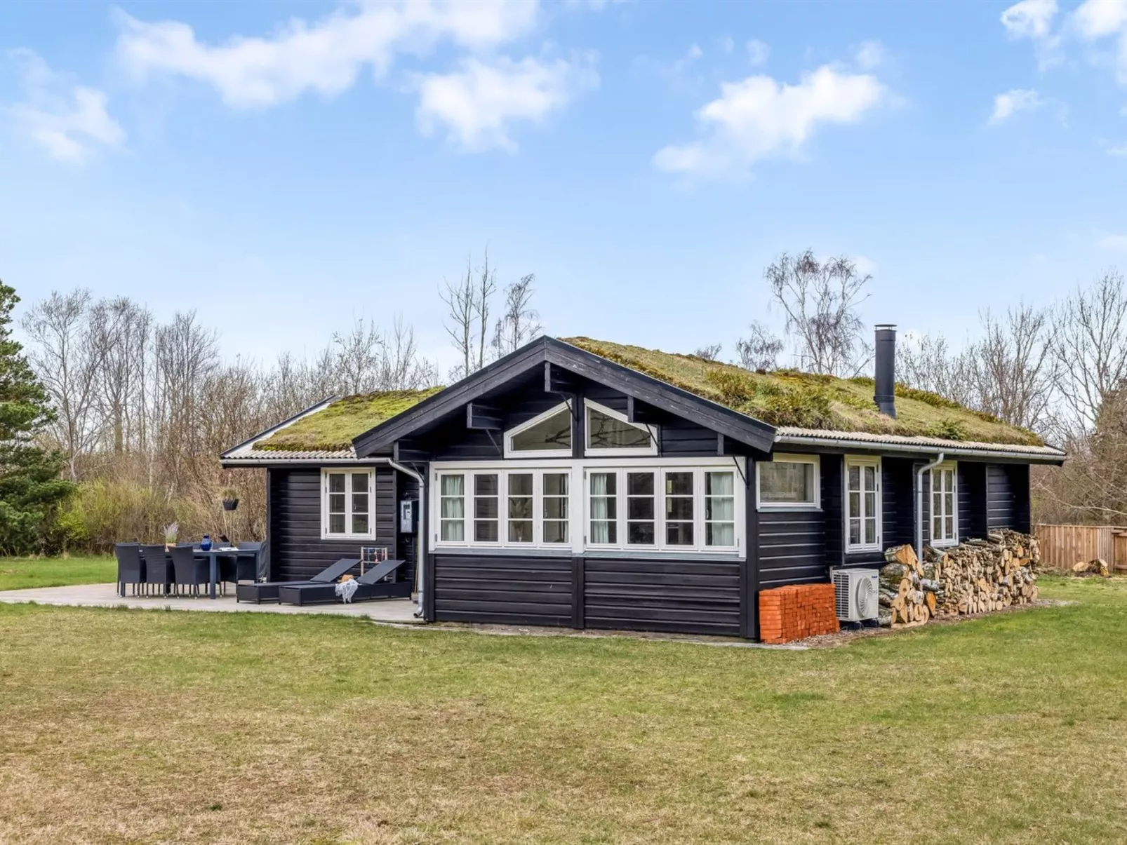 "Langsom" - 480m from the sea-Outside