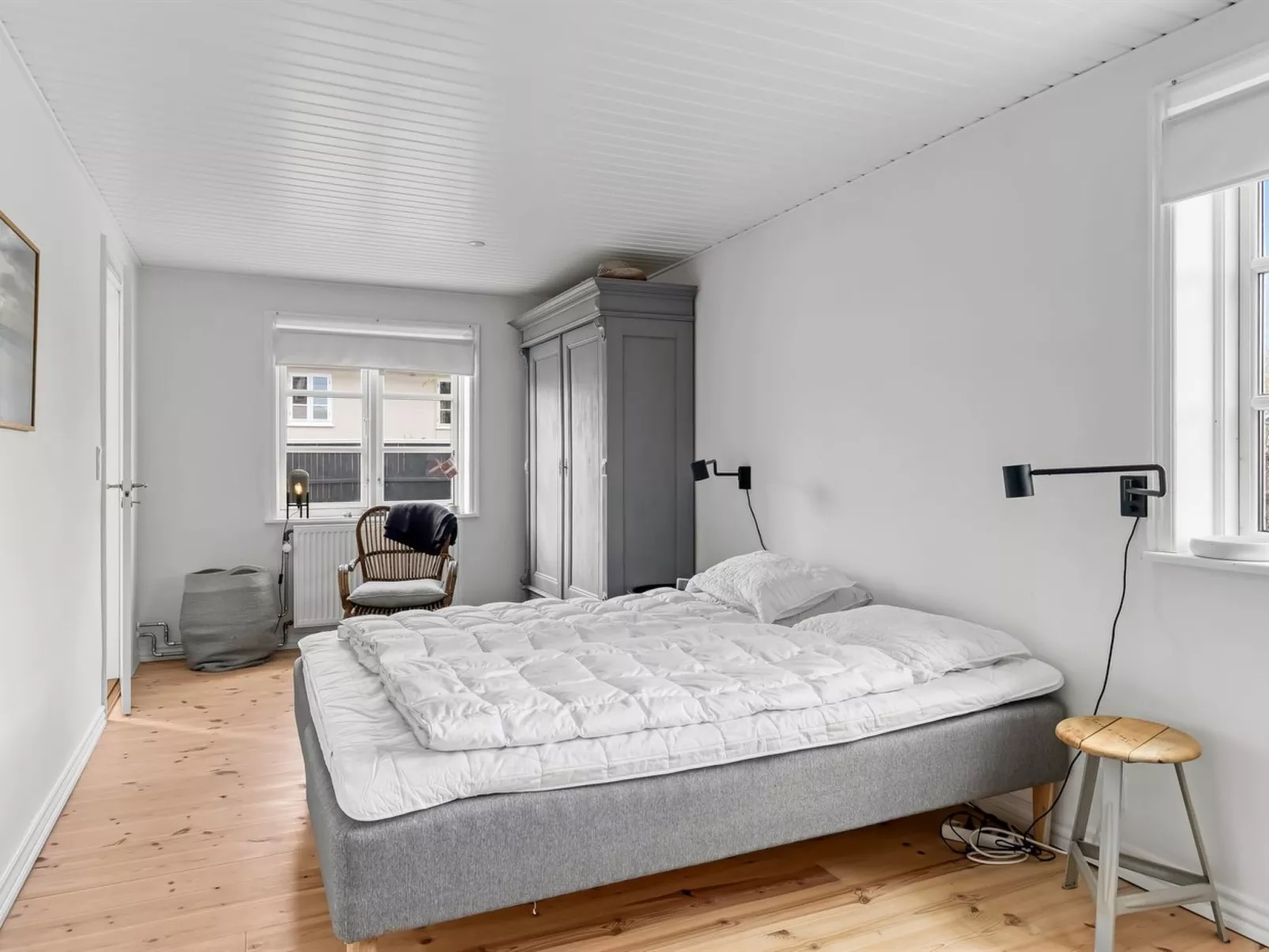 "Henri" - 400m from the sea-Inside