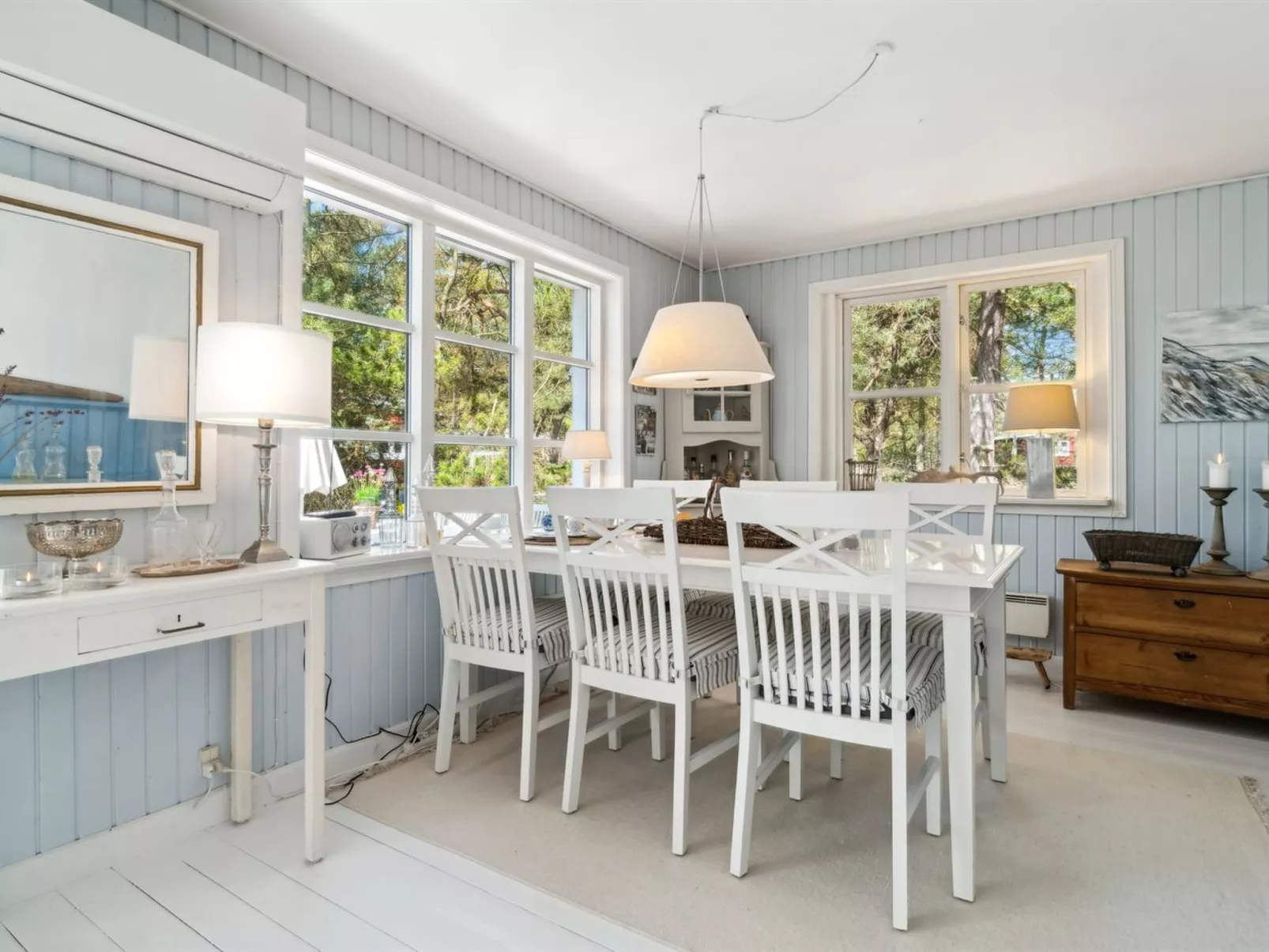 "Eine" - 150m from the sea-Inside