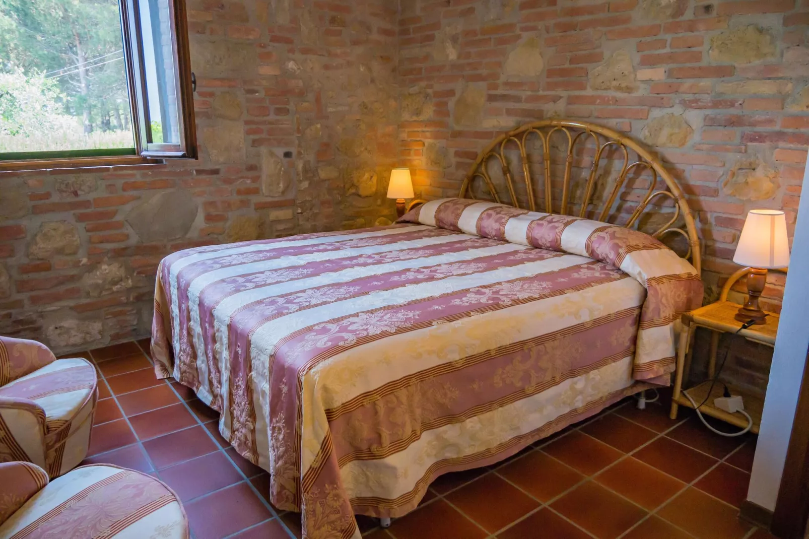 Azalea-Bedroom