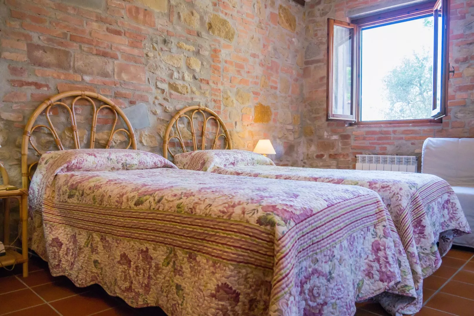 Azalea-Bedroom