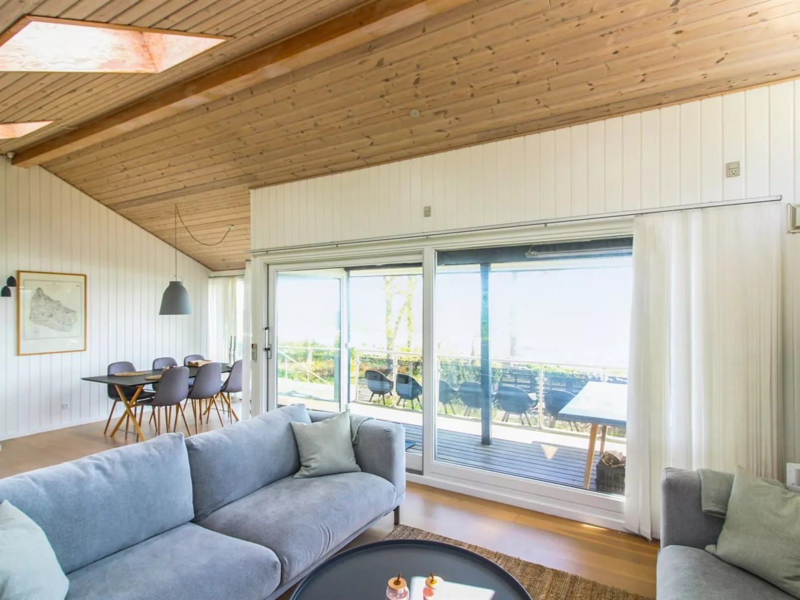 "Berngerus" - 25m from the sea-Inside