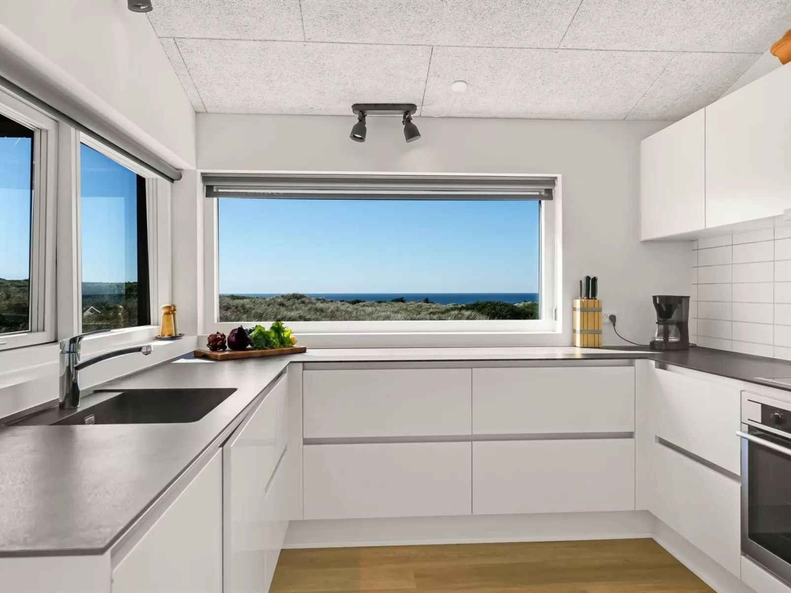 "Carit" - 450m from the sea-Inside