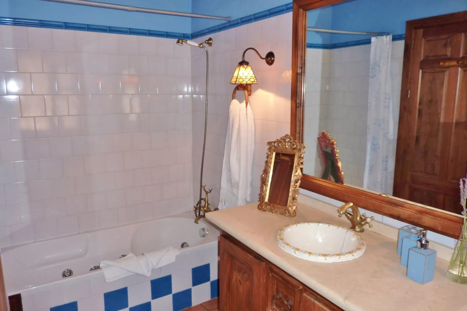 Casa Coqui & Juan Ramón-Bathroom