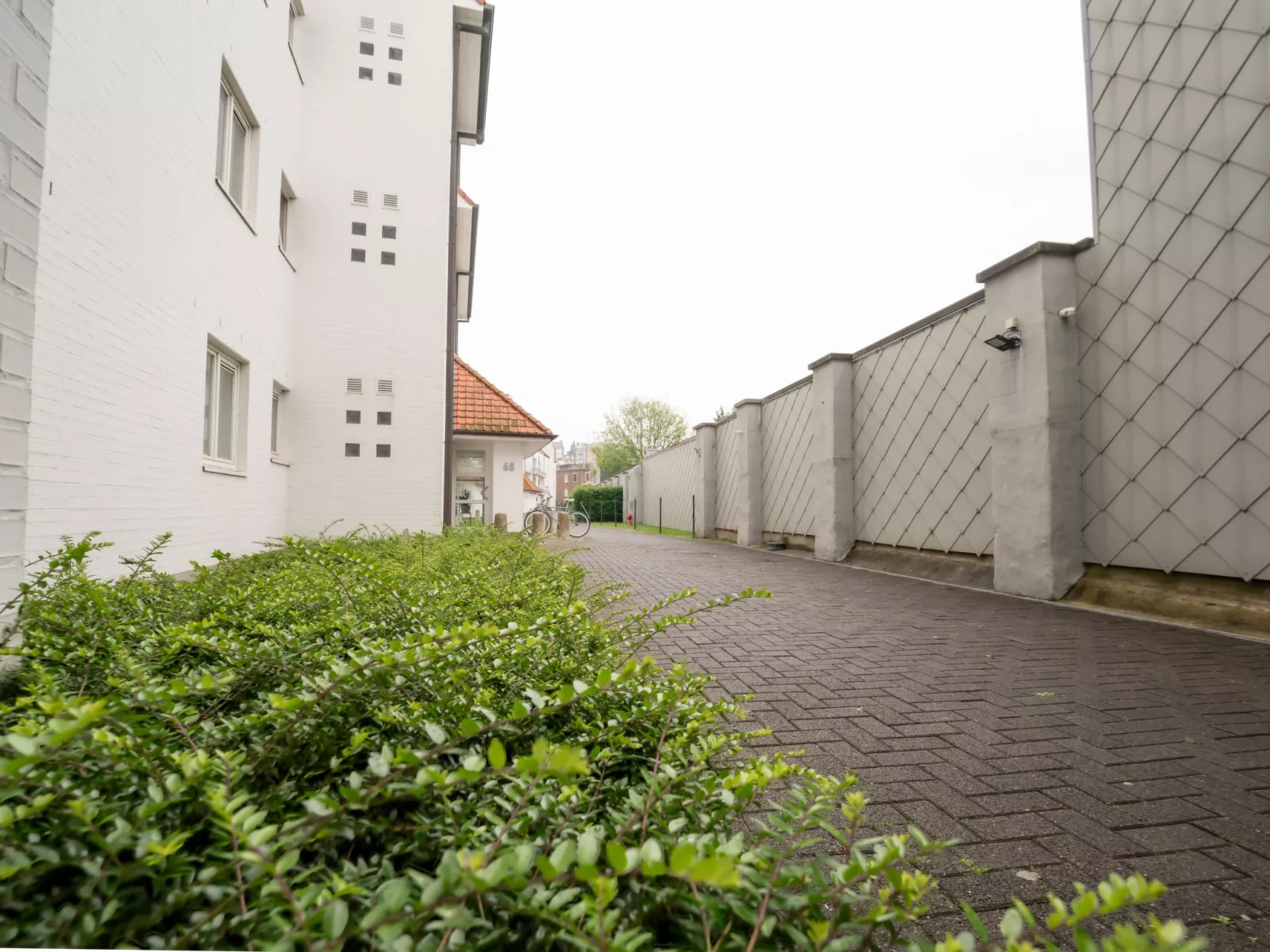Centrally located "Relax and Reset"-Outside