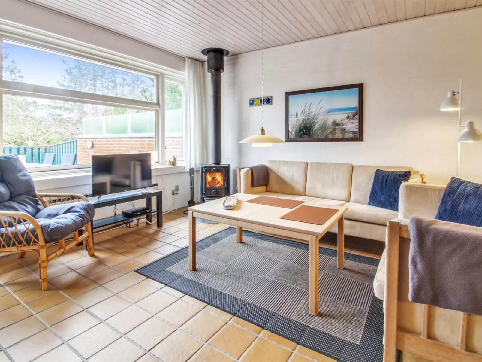 "Rufina" - 3.5km from the sea-Inside