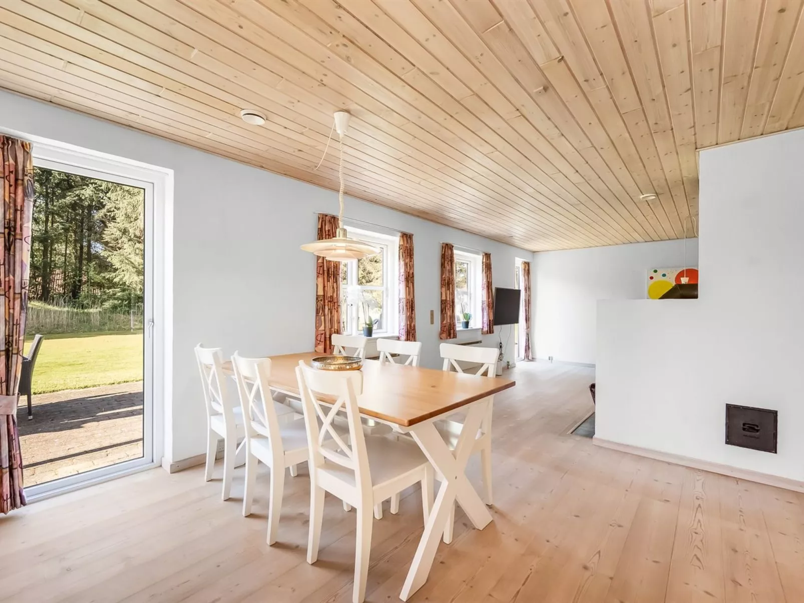 "Marlise" - 2.5km from the sea-Inside