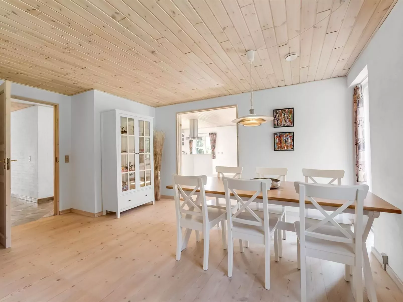 "Marlise" - 2.5km from the sea-Inside