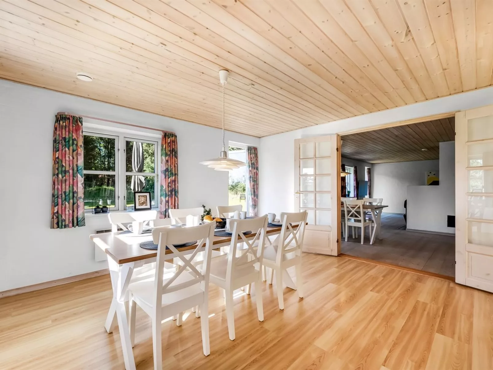 "Marlise" - 2.5km from the sea-Inside