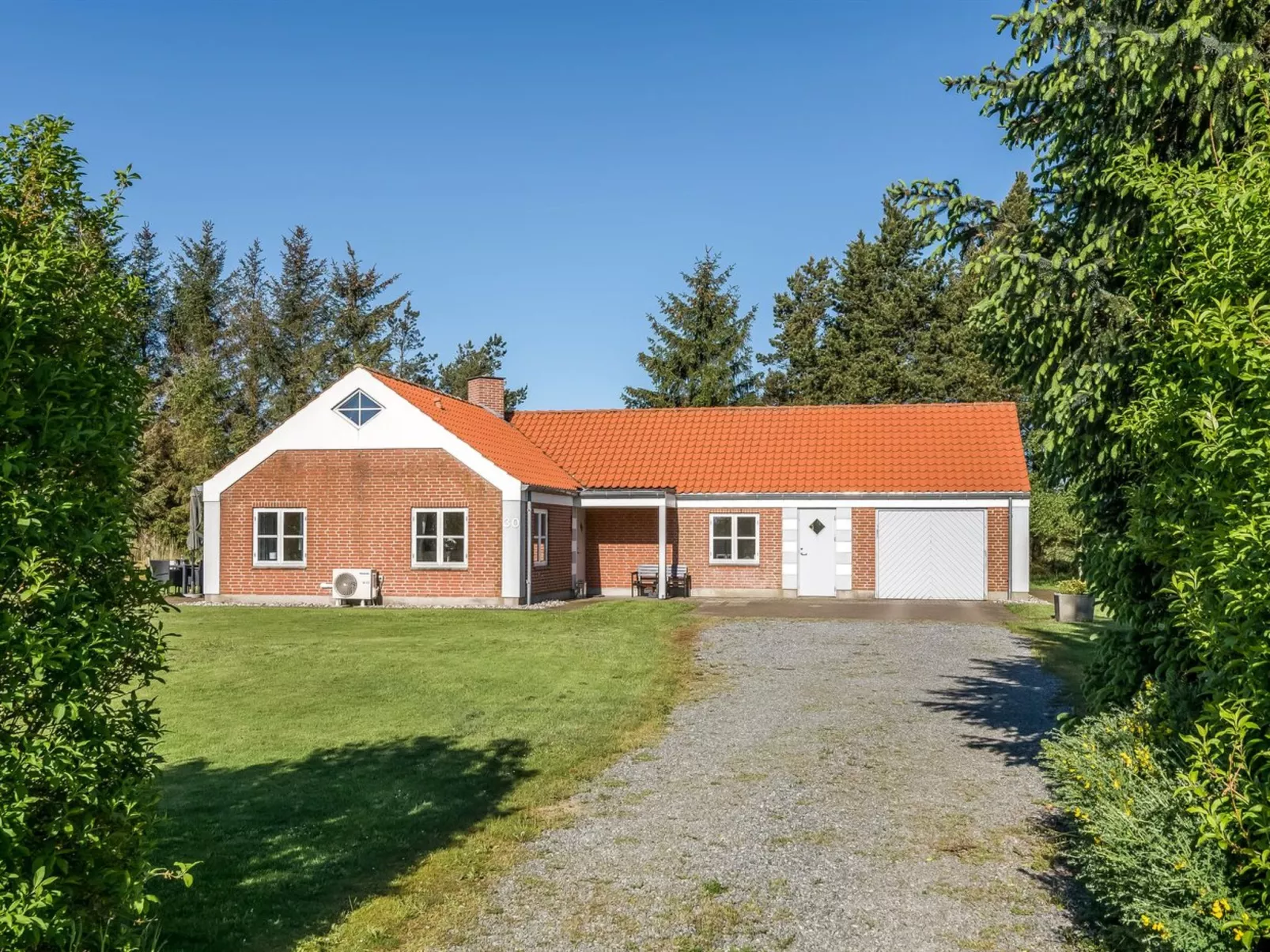 "Marlise" - 2.5km from the sea-Inside