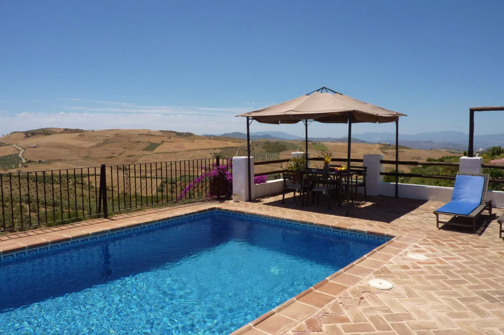 Casa Coqui & Juan Ramón-View summer