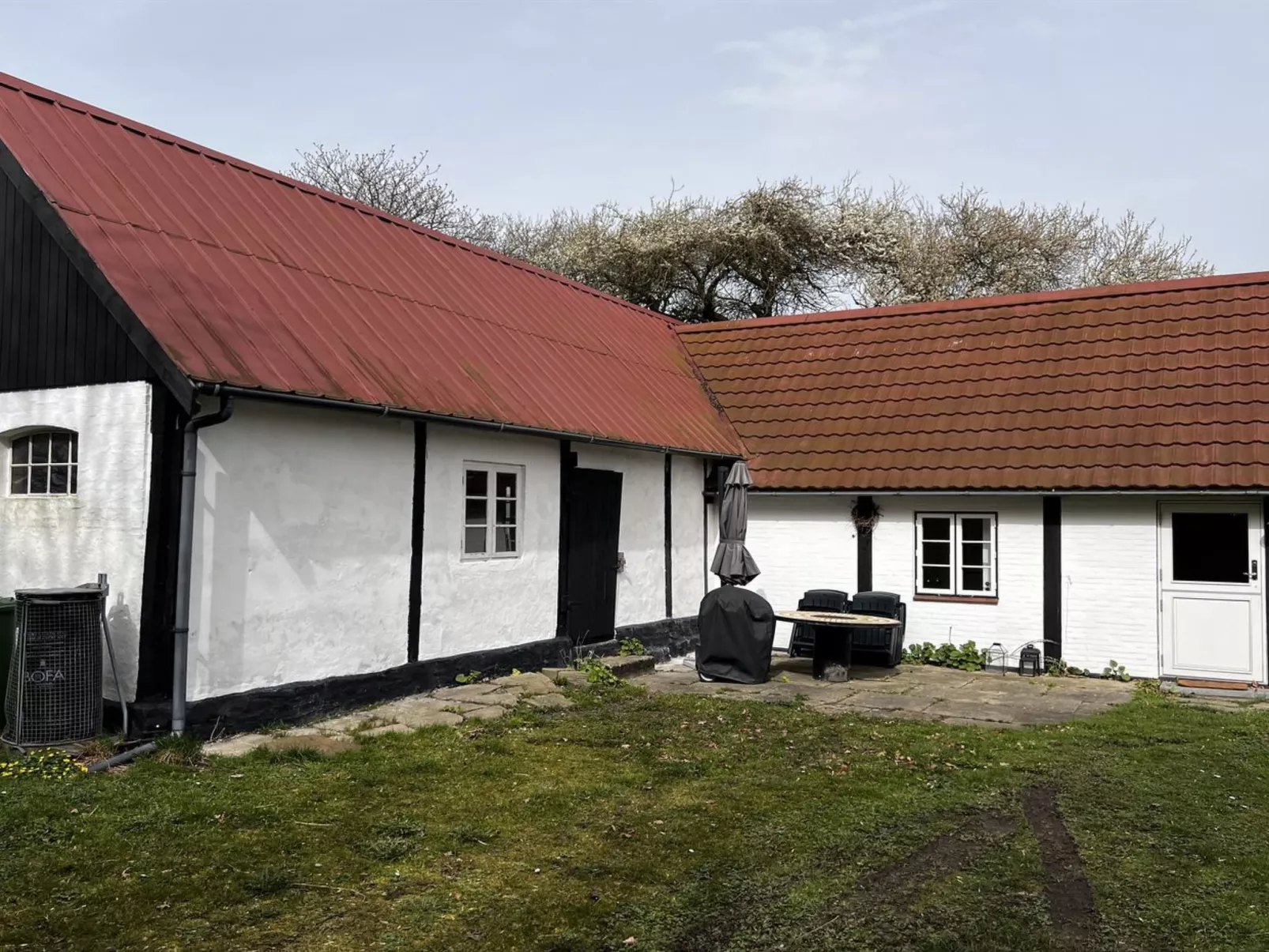 "Héléne" - 2.4km from the sea-Draußen