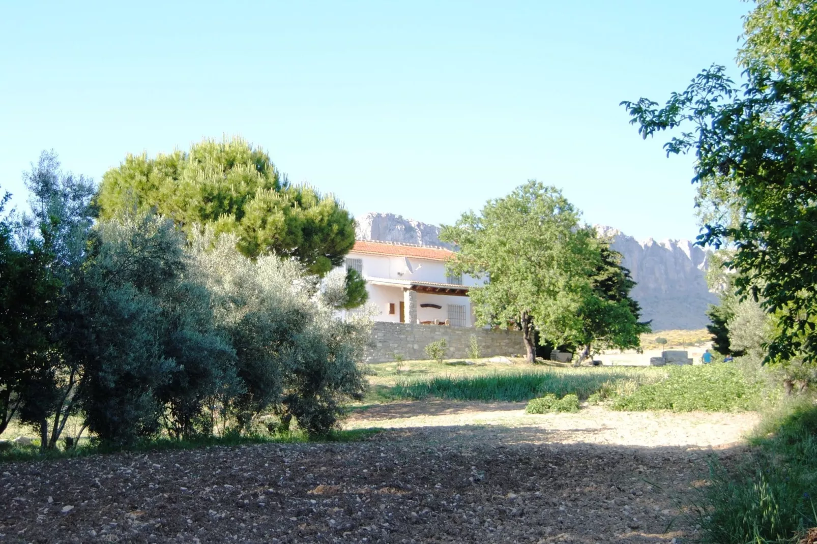 Casa de la Monja-Exterior summer