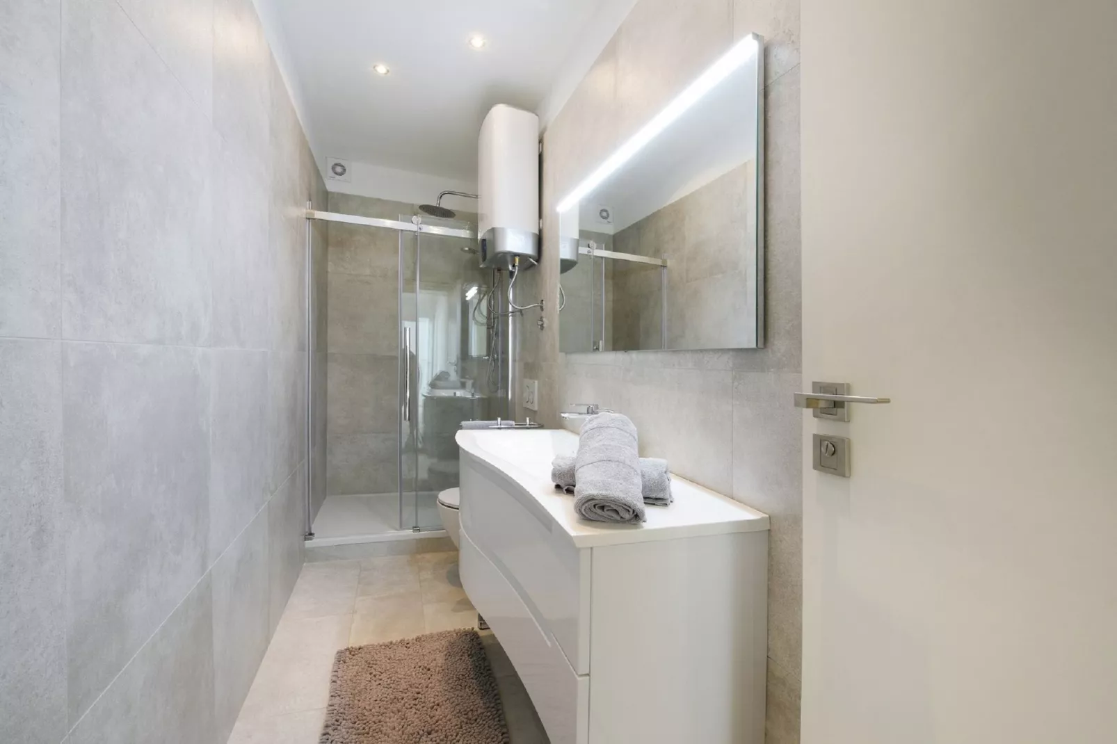 Villa AM1-Bathroom