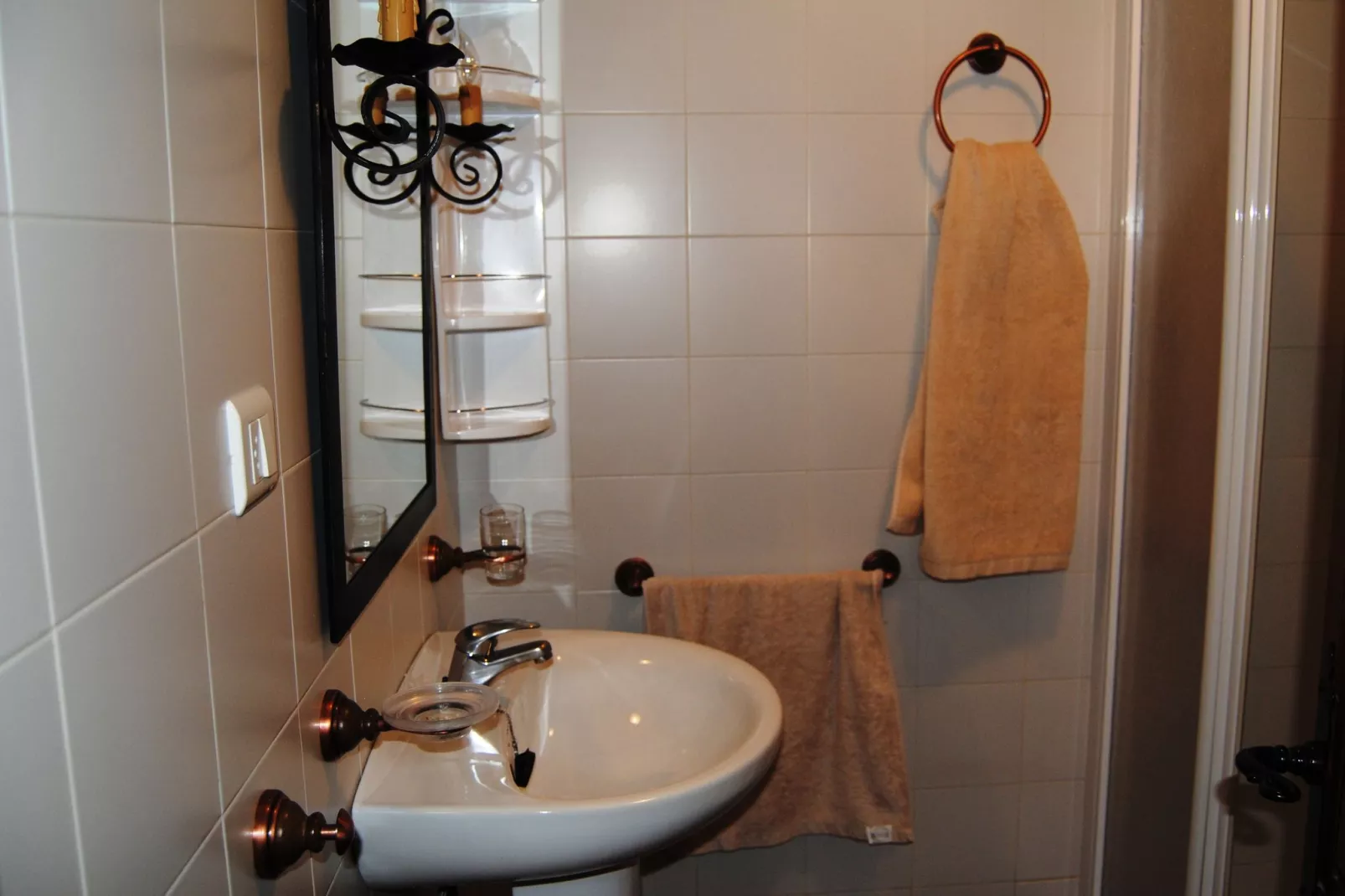 Casa de la Monja-Bathroom