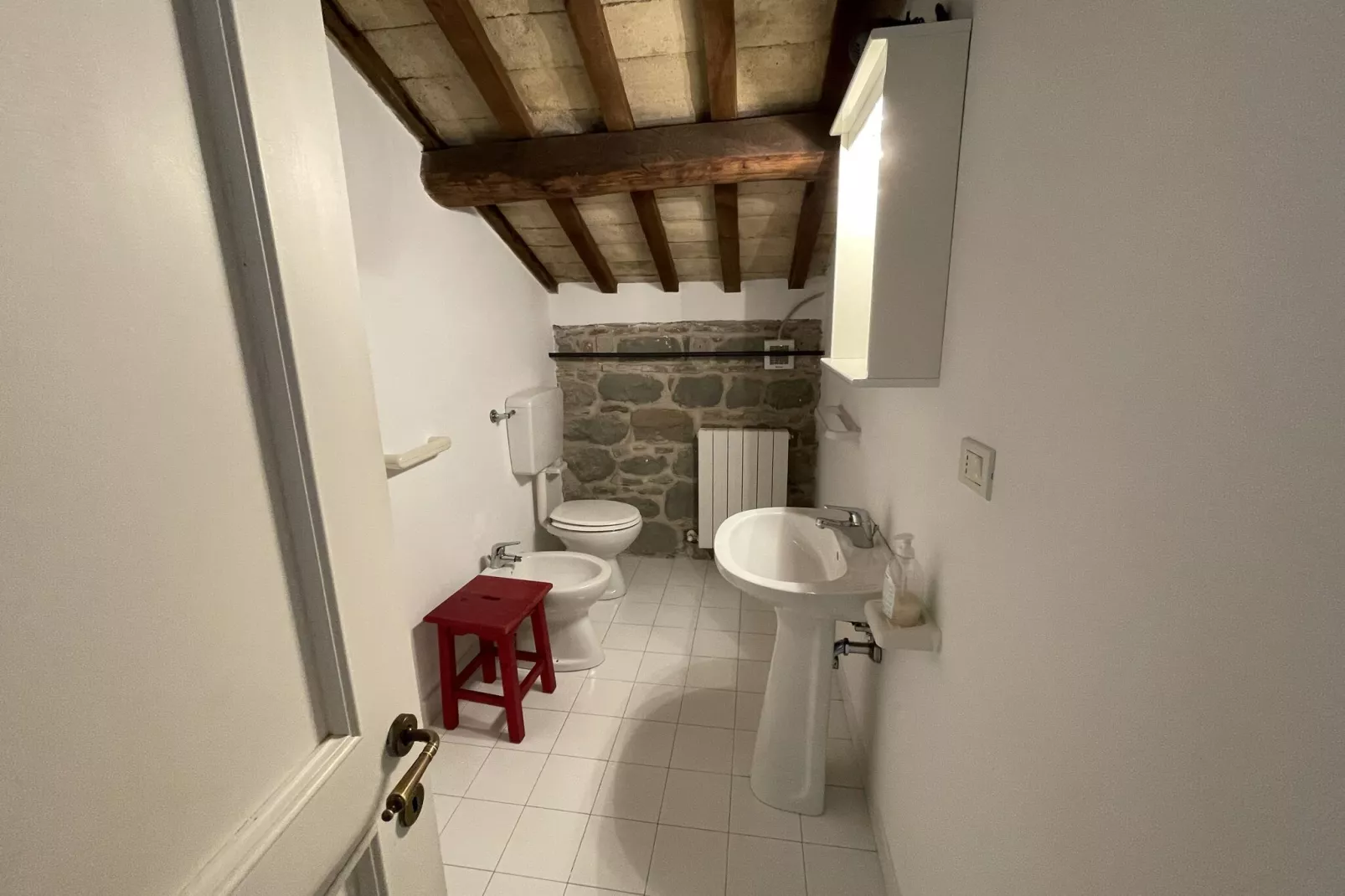 Fattoria 15-Bathroom