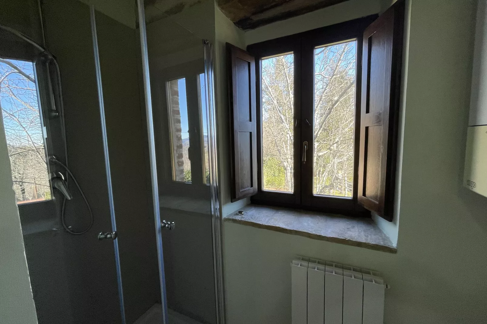 Fattoria 15-Bathroom