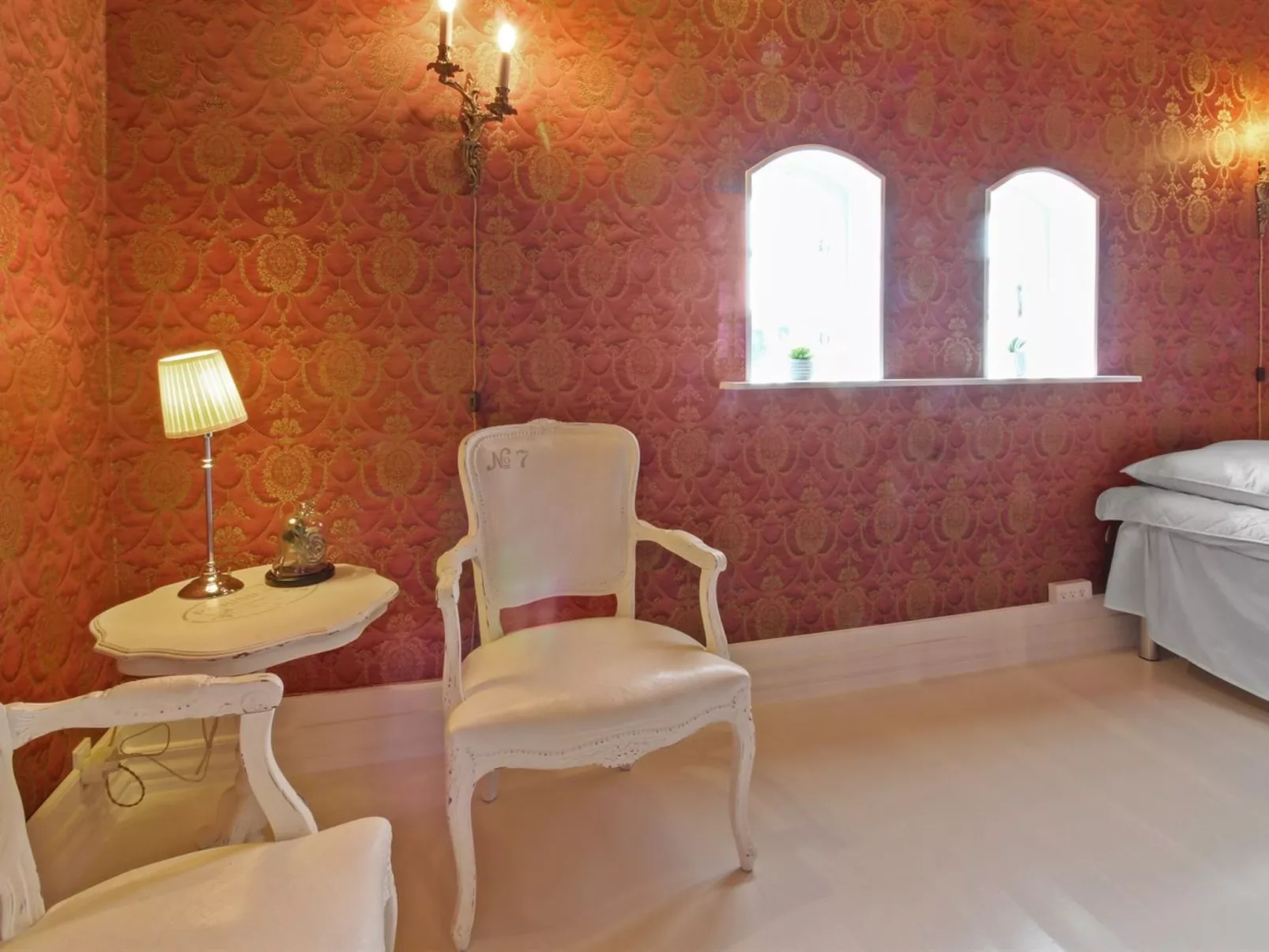 "Edine" - 4.5km from the sea-Inside