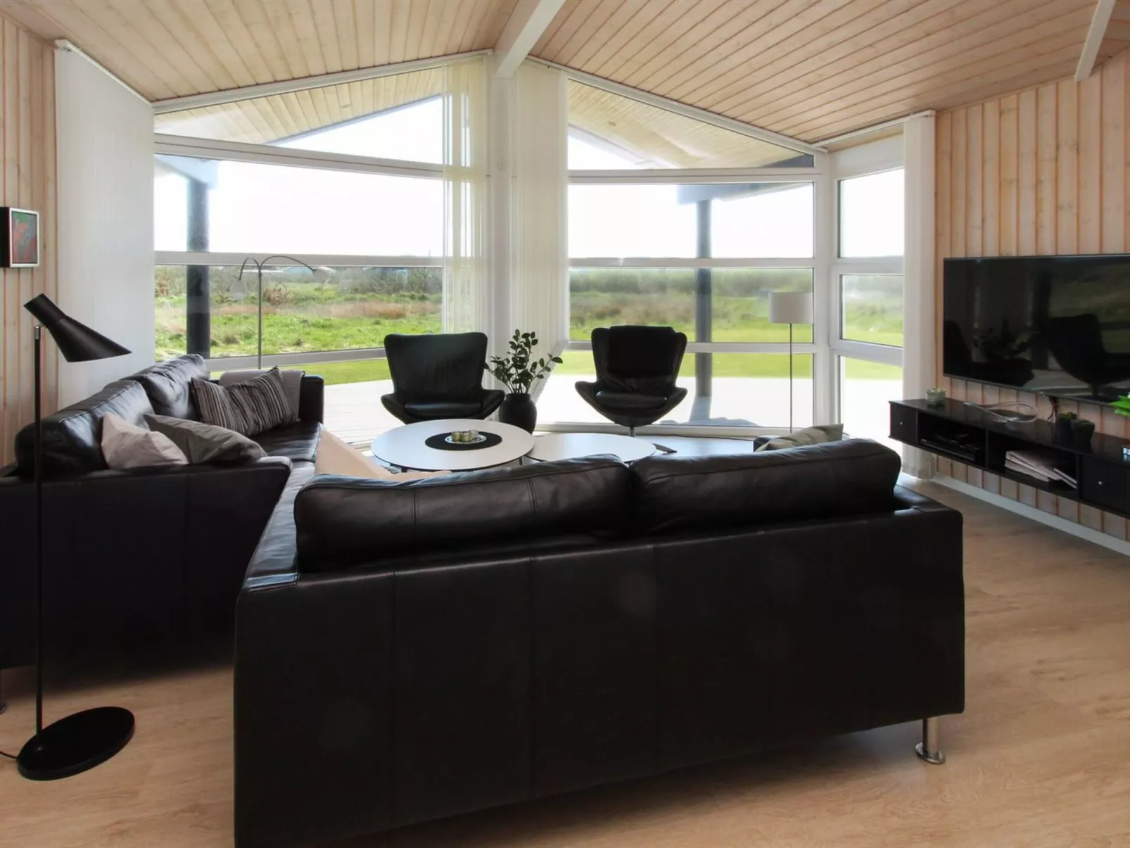 "Lennart" - 300m from the sea-Drinnen