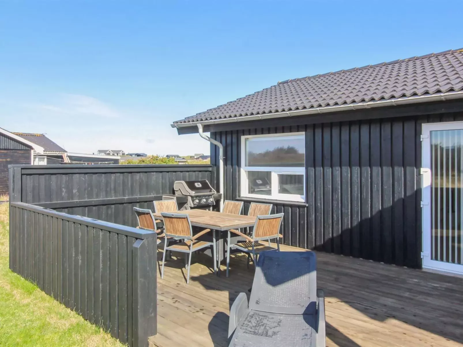 "Lennart" - 300m from the sea-Drinnen